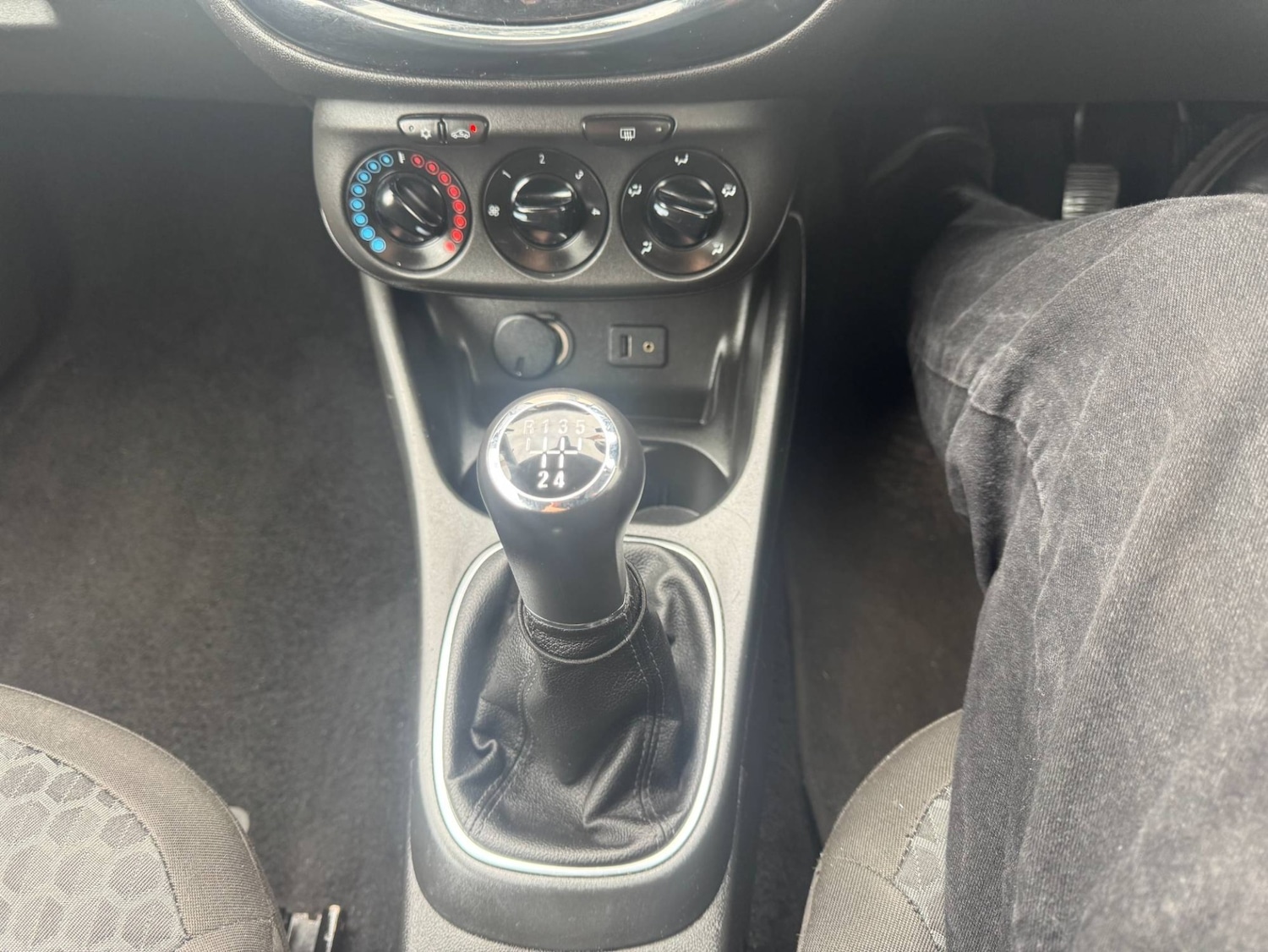 Used Vauxhall Corsa 2015 for sale - 76047184: Photo 16