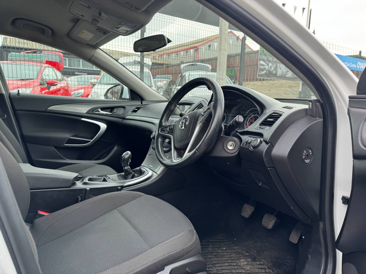 Used Vauxhall Insignia 2015 for sale - 77888279: Photo 15