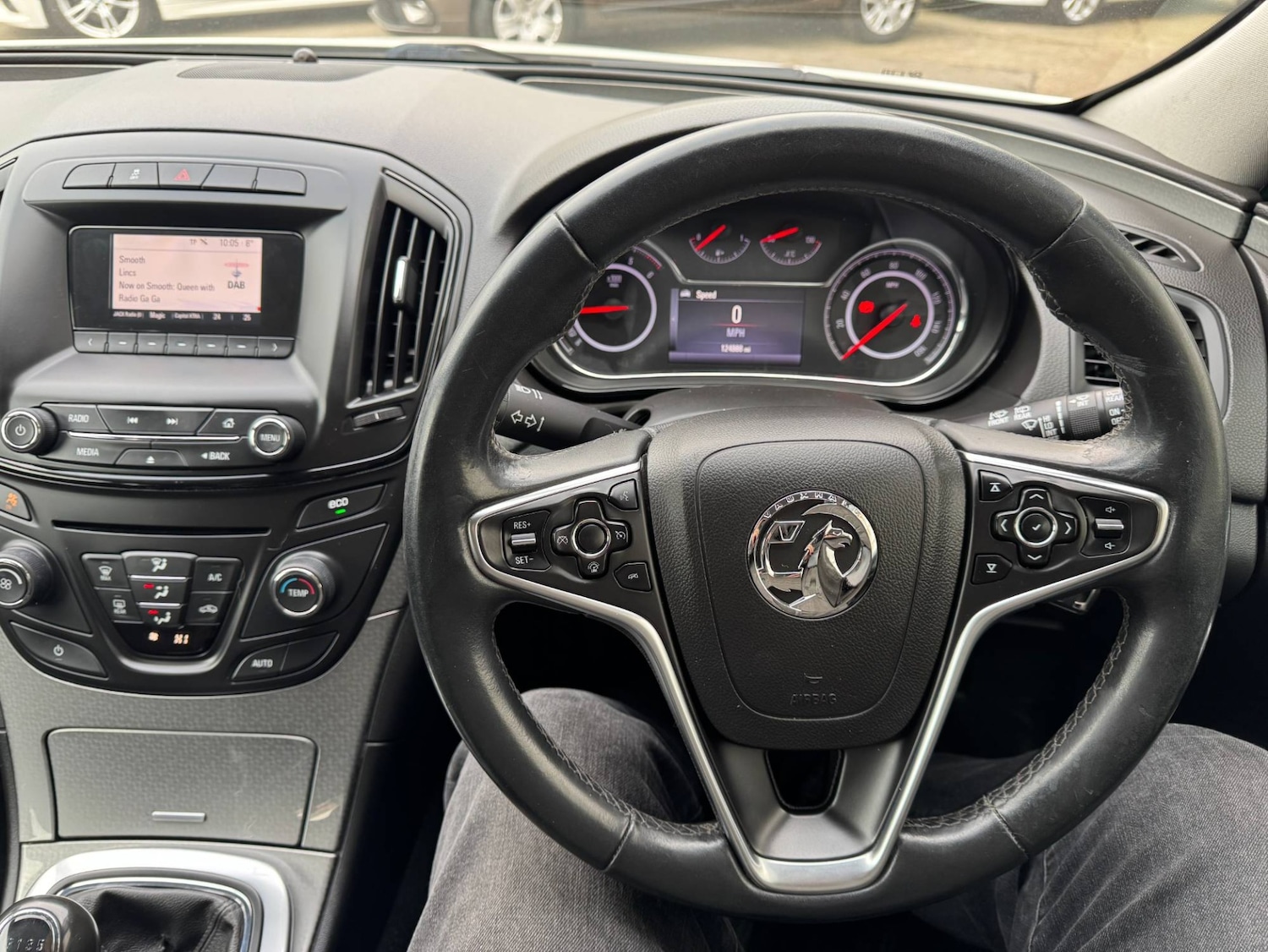 Used Vauxhall Insignia 2015 for sale - 77888279: Photo 17