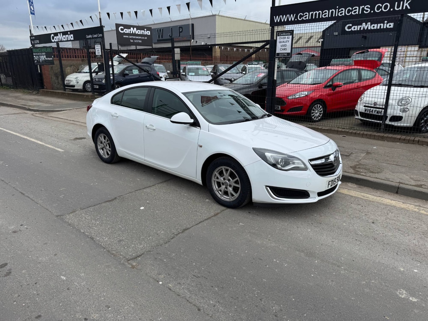 Used Vauxhall Insignia 2015 for sale - 77888279: Photo 6