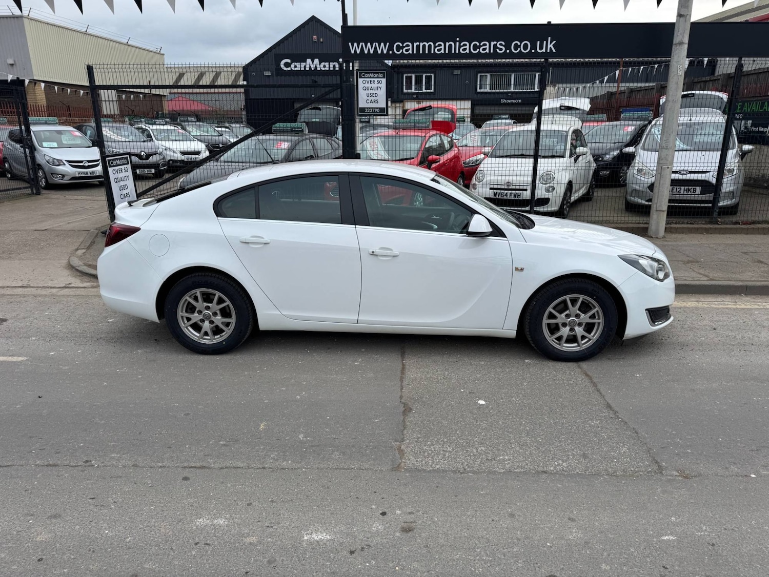 Used Vauxhall Insignia 2015 for sale - 77888279: Photo 7
