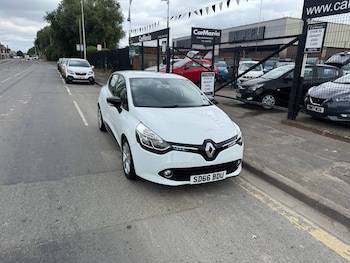 Used Renault Clio 2016 for sale - 79098492: Photo