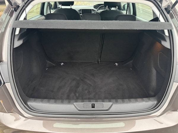 Used Peugeot 308 2015 for sale - 76045577: Photo 13