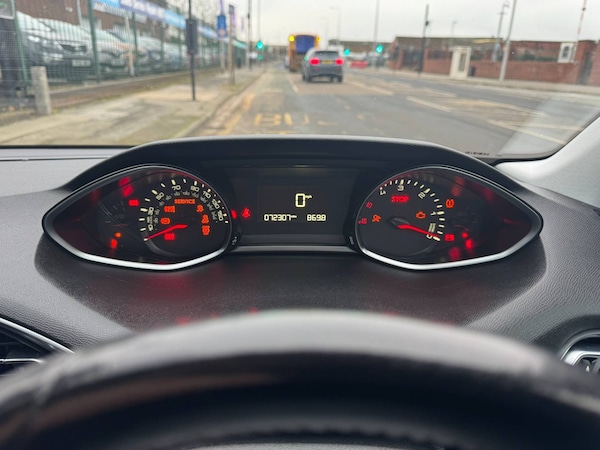 Used Peugeot 308 2015 for sale - 76045577: Photo 20