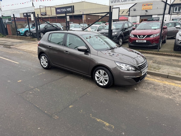 Used Peugeot 308 2015 for sale - 76045577: Photo 6