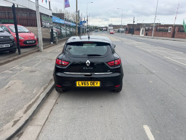 Used Renault Clio 2015 for sale - 76055818: Photo 10