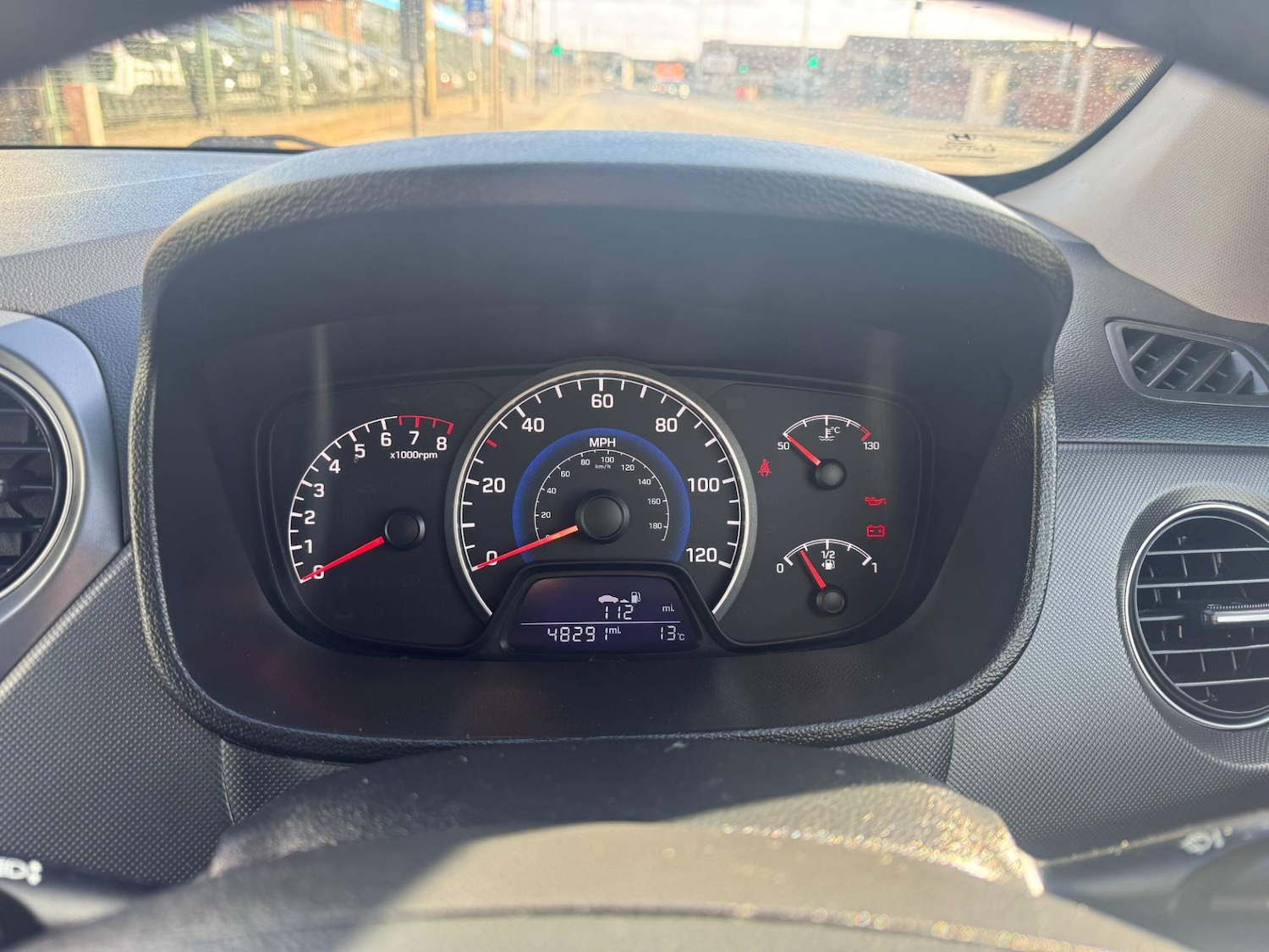 Used Hyundai i10 2017 for sale - 76055715: Photo 21