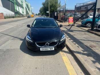 Used Volvo V40 2018 for sale - 74950114: Photo