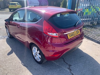 Used Ford Fiesta 2010 for sale - 74314565: Photo