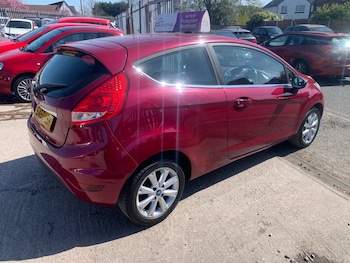 Used Ford Fiesta 2010 for sale - 74314565: Photo