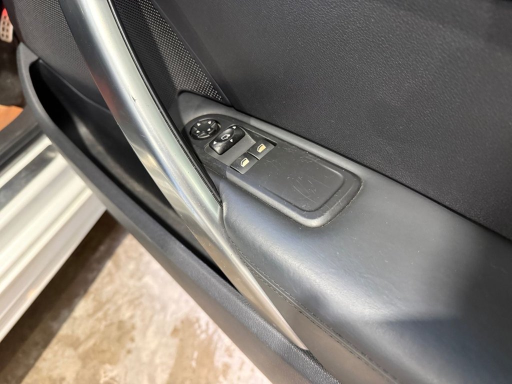 Used Peugeot RCZ 2012 for sale - 76604806: Photo 25