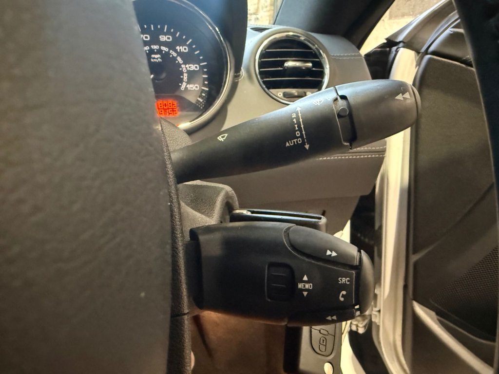 Used Peugeot RCZ 2012 for sale - 76604806: Photo 32