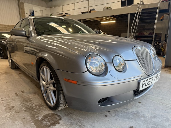Used Jaguar S-Type 2007 for sale - 74625398: Photo 1