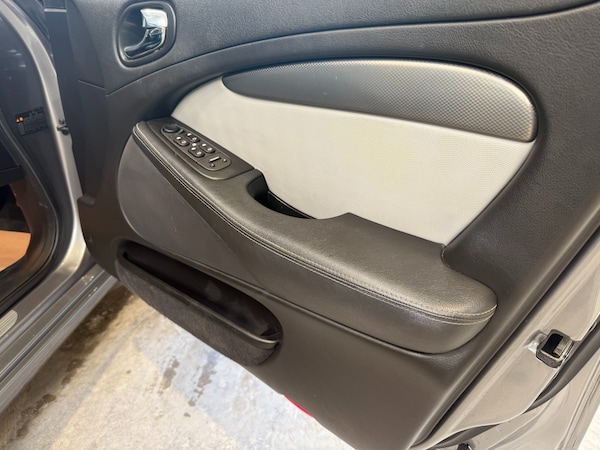Used Jaguar S-Type 2007 for sale - 74625398: Photo 21