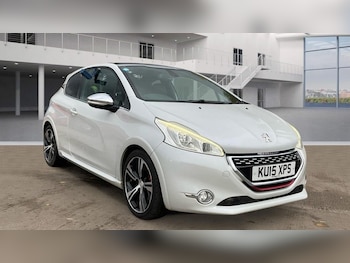 Peugeot - 208