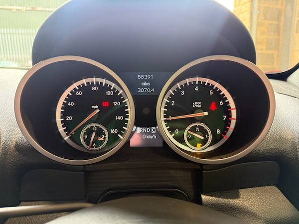 Used Mercedes-Benz SLK 2011 for sale - 75621436: Photo 28