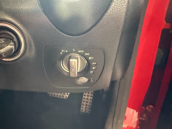 Used Mercedes-Benz SLK 2011 for sale - 75621436: Photo 36
