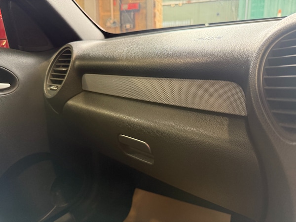 Used Mercedes-Benz SLK 2011 for sale - 75621436: Photo 39