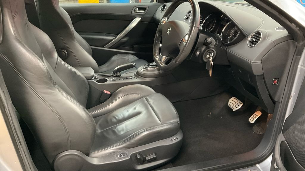 Used Peugeot RCZ 2012 for sale - 76986051: Photo 8