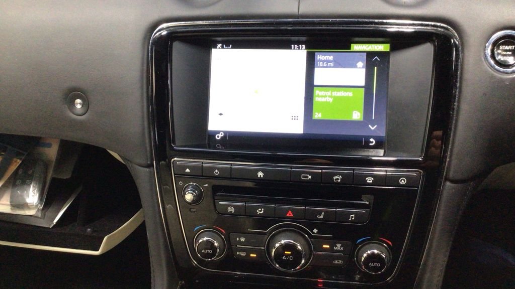 Used Jaguar XJ 2016 for sale - 76623306: Photo 11