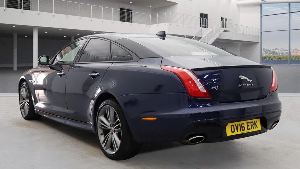Used Jaguar XJ 2016 for sale - 76623306: Photo 4