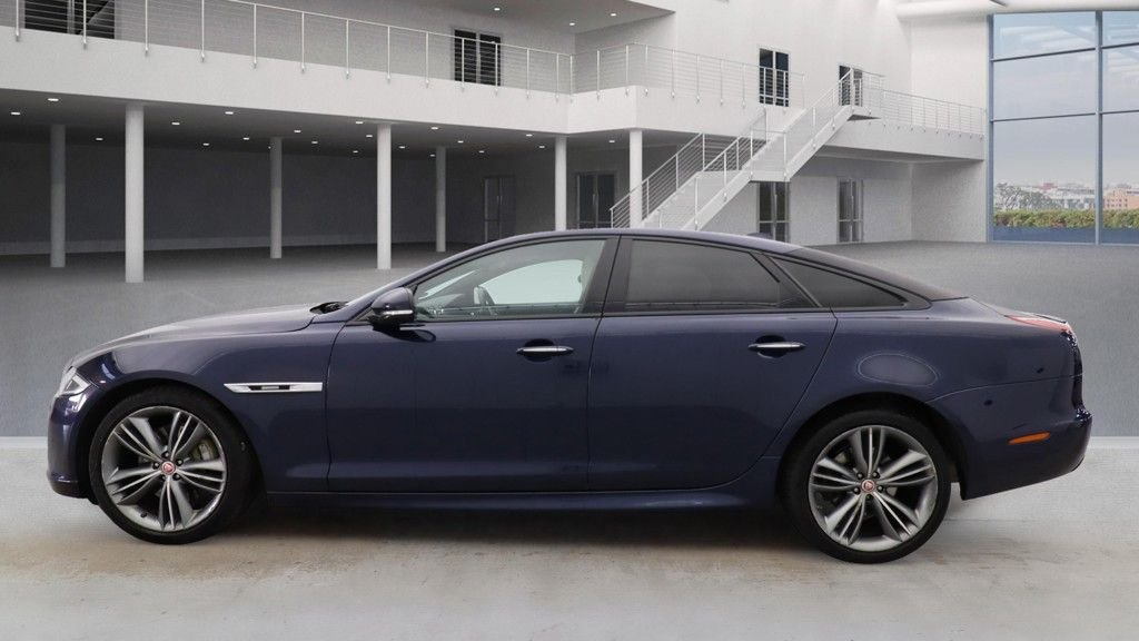 Used Jaguar XJ 2016 for sale - 76623306: Photo 7