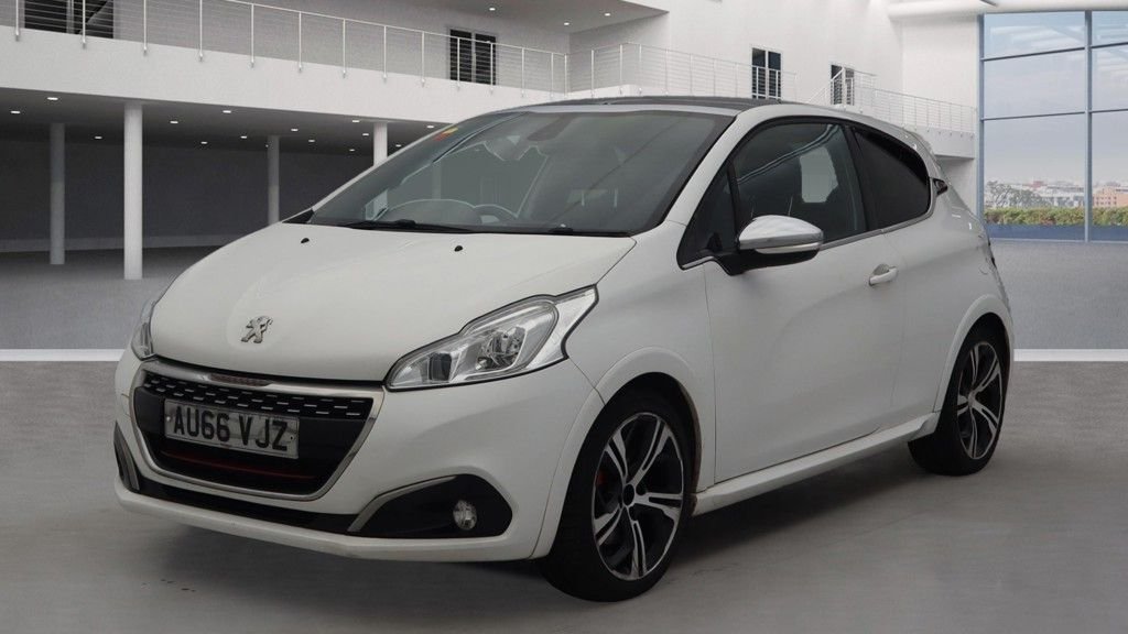 Used Peugeot 208 2017 for sale - 76520498: Photo 2