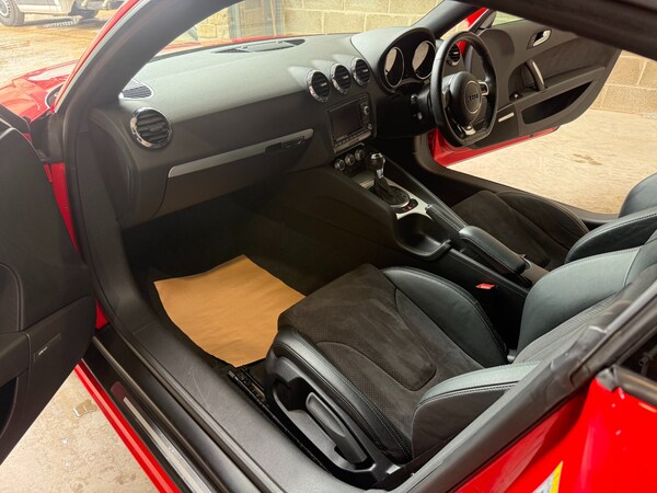 Used Audi TT 2010 for sale - 75294357: Photo 13