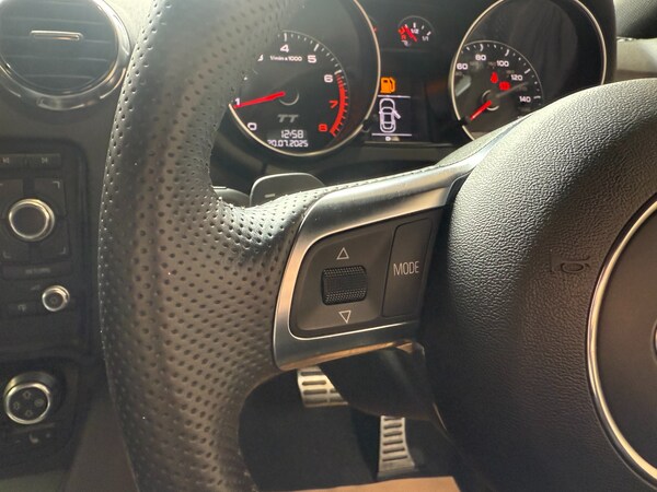 Used Audi TT 2010 for sale - 75294357: Photo 34