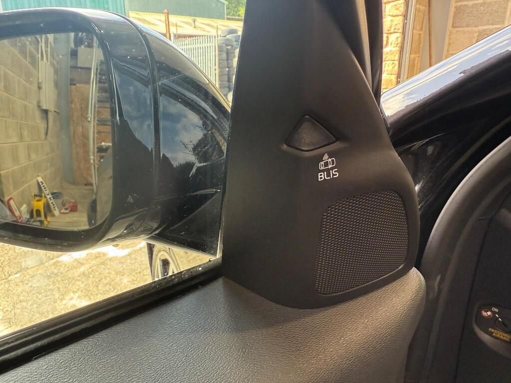 Used Volvo V60 2014 for sale - 76395766: Photo 32