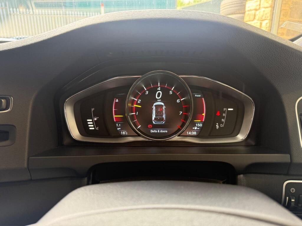 Used Volvo V60 2014 for sale - 76395766: Photo 35