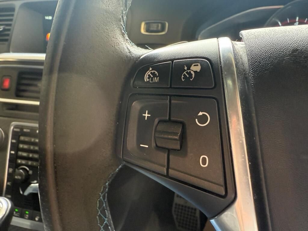 Used Volvo V60 2014 for sale - 76395766: Photo 36