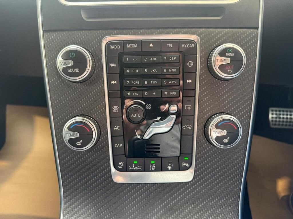 Used Volvo V60 2014 for sale - 76395766: Photo 38