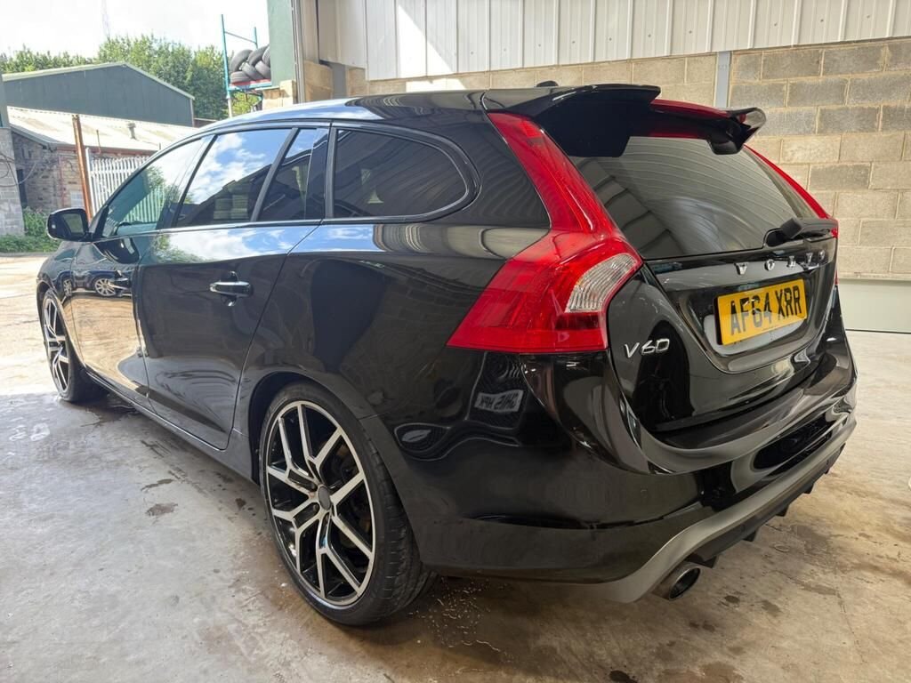 Used Volvo V60 2014 for sale - 76395766: Photo 6