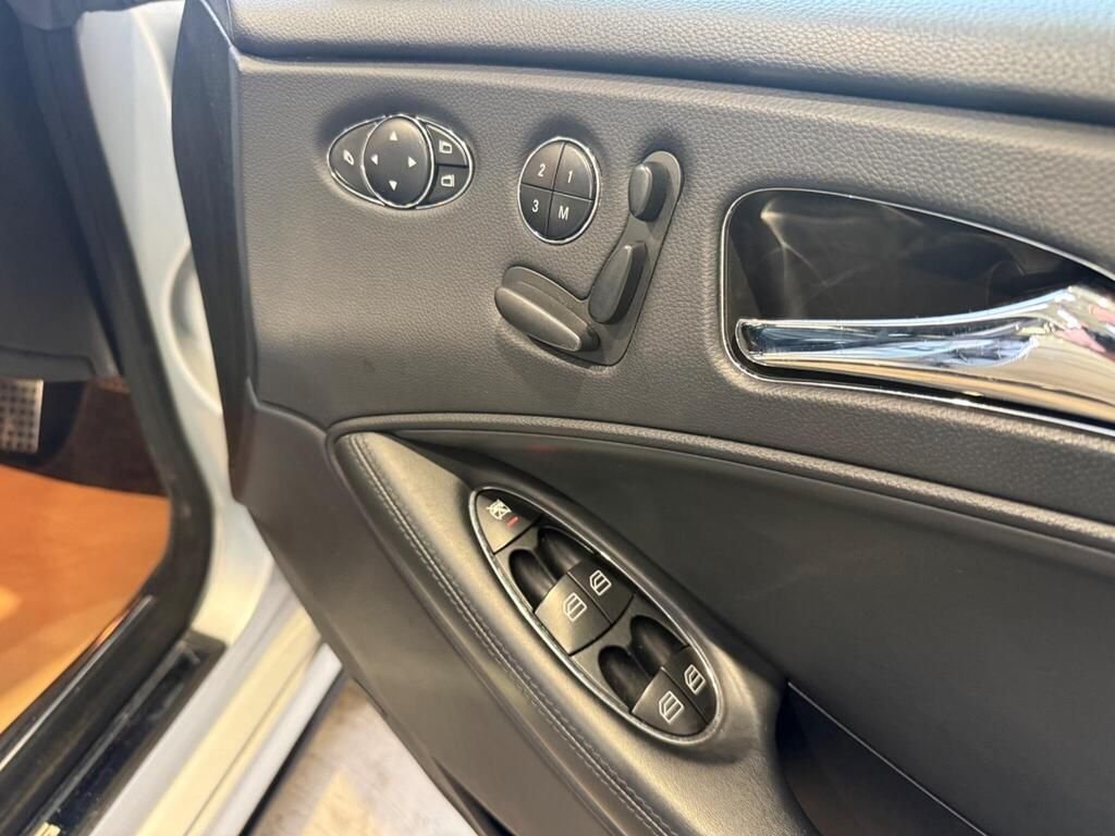 Used Mercedes-Benz CLS 2008 for sale - 76395761: Photo 31