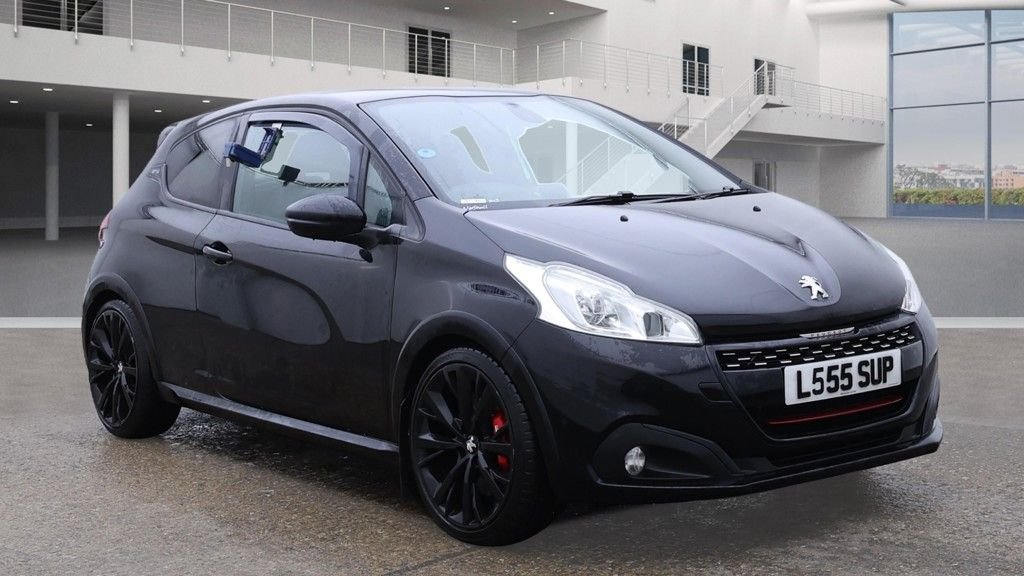 Used Peugeot 208 2016 for sale - 76868102: Photo 1