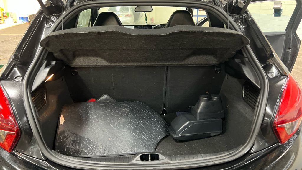 Used Peugeot 208 2016 for sale - 76868102: Photo 12