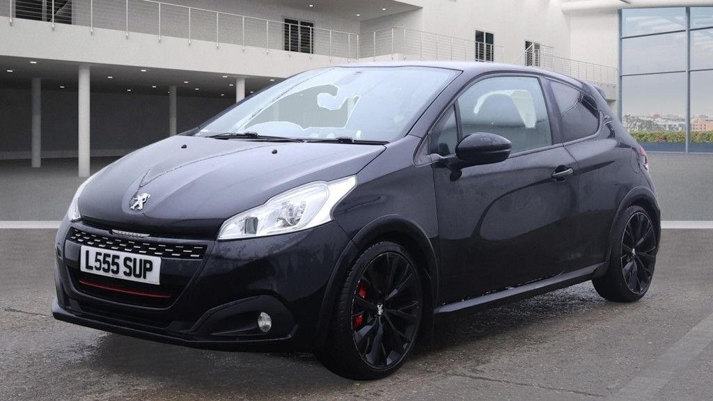 Used Peugeot 208 2016 for sale - 76868102: Photo 2