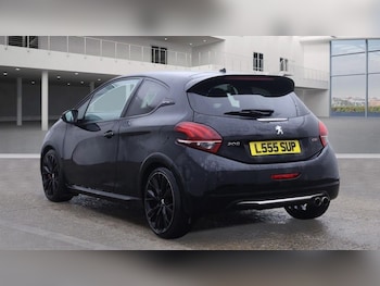 Used Peugeot 208 2016 for sale - 76868102: Photo