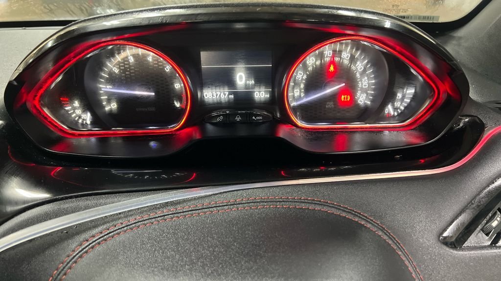 Used Peugeot 208 2016 for sale - 76868102: Photo 9