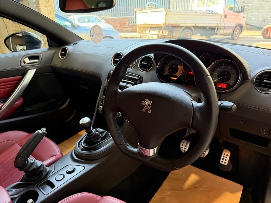Used Peugeot RCZ 2013 for sale - 76395730: Photo 14