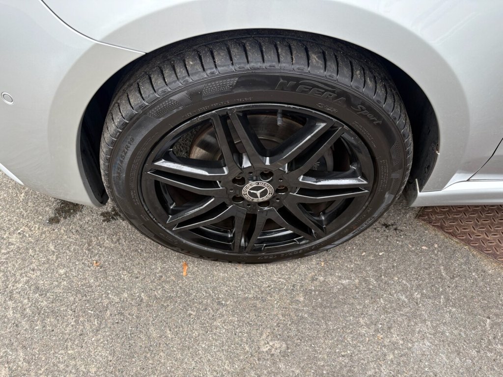 Used Mercedes-Benz V-Class 2023 for sale - 76203458: Photo 17