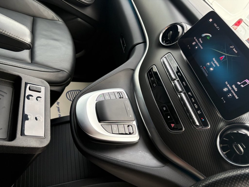 Used Mercedes-Benz V-Class 2023 for sale - 76203458: Photo 36