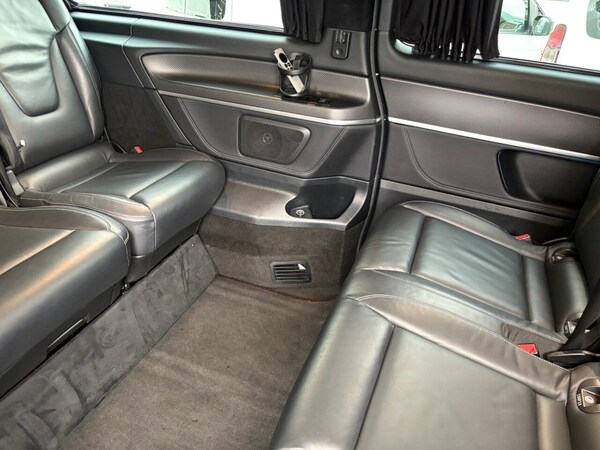 Used Mercedes-Benz V-Class 2023 for sale - 76203458: Photo 43
