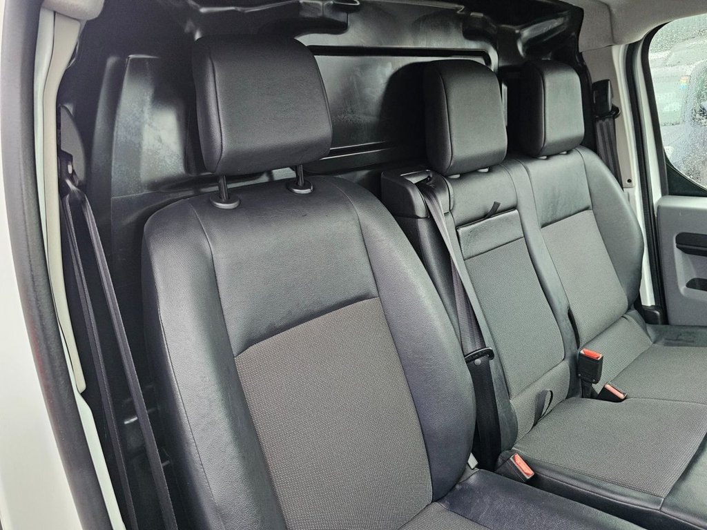 Used Peugeot e-Expert 2021 for sale - 77328224: Photo 23