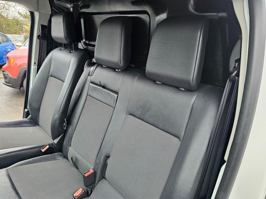 Used Peugeot e-Expert 2021 for sale - 77328224: Photo 30