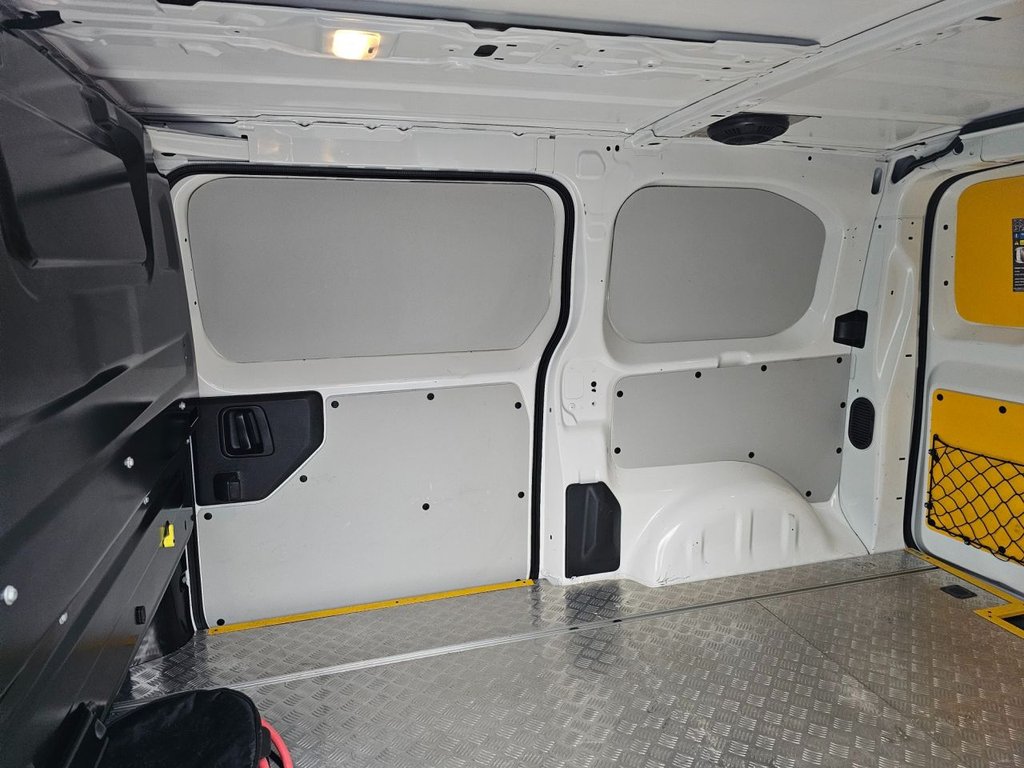 Used Peugeot e-Expert 2021 for sale - 77328224: Photo 34