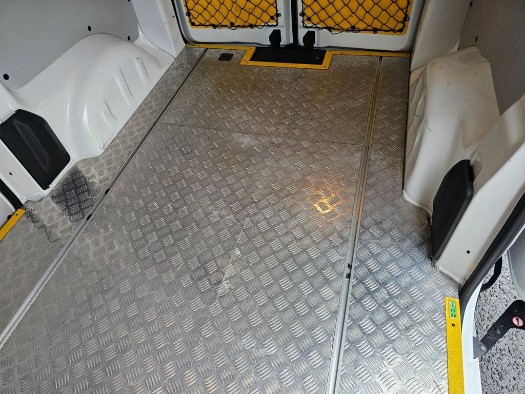 Used Peugeot e-Expert 2021 for sale - 77328224: Photo 36