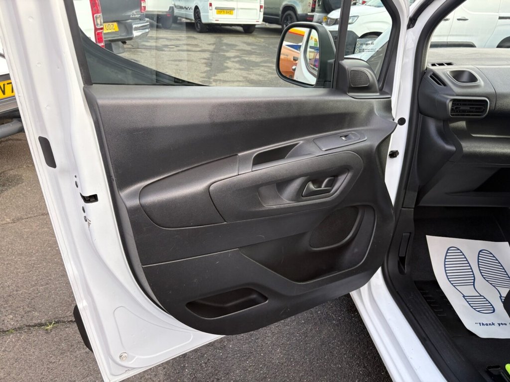 Used Citroen Berlingo 2021 for sale - 77355942: Photo 37
