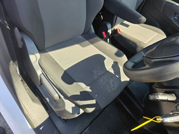 Used Peugeot Partner 2021 for sale - 75693313: Photo 24
